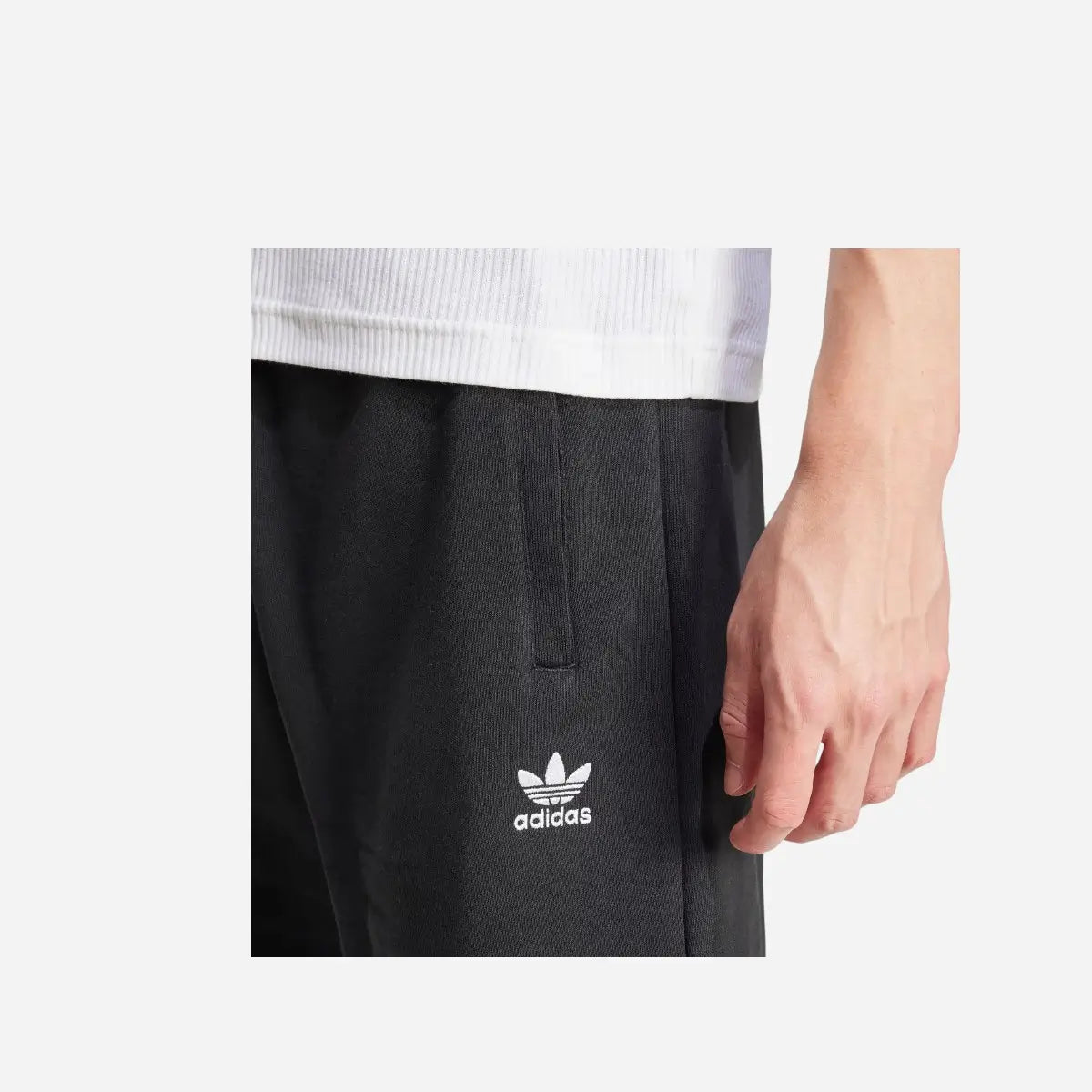 Adidas Short Essentials Trefoil black