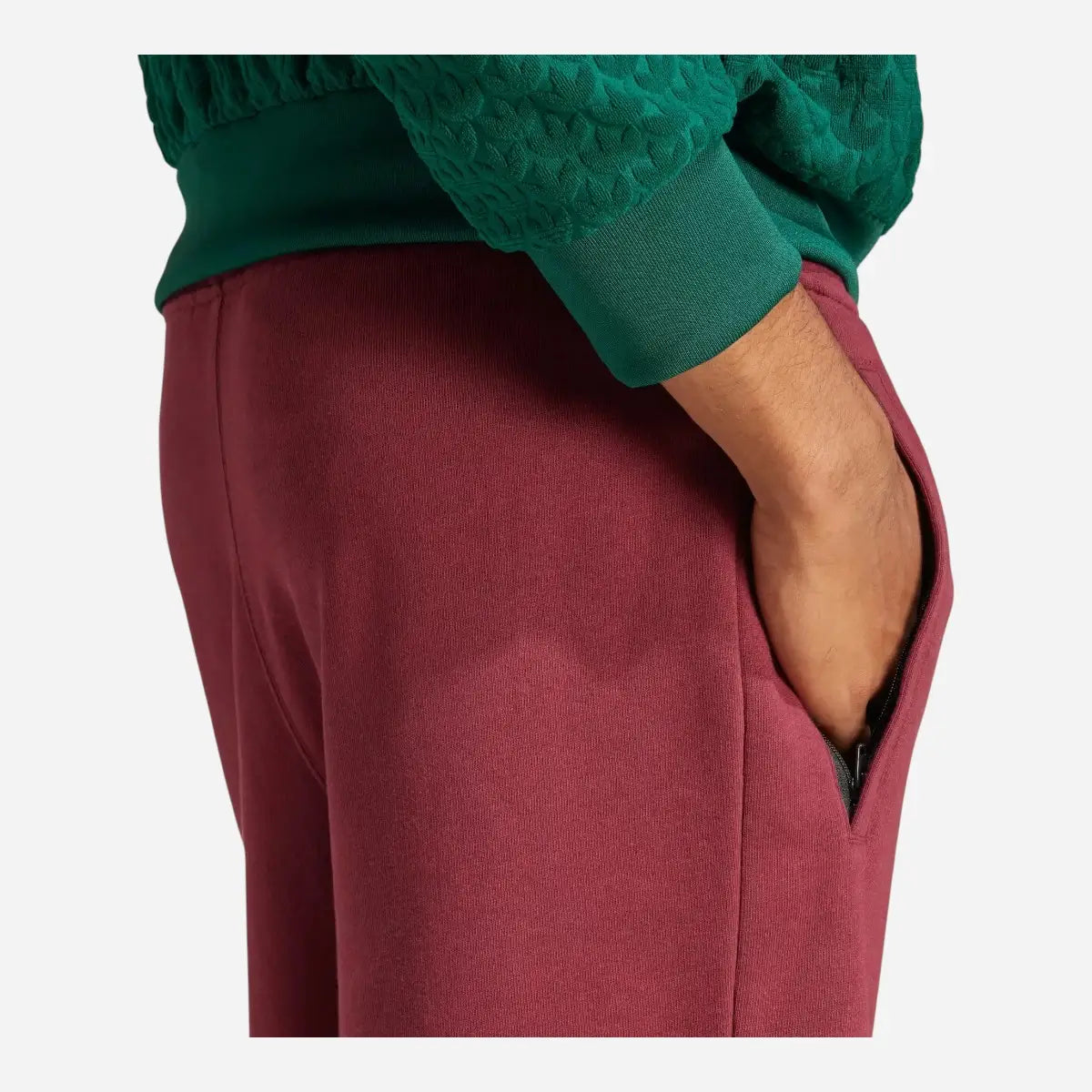 Adidas Short Essentials Trefoil Shadow Red