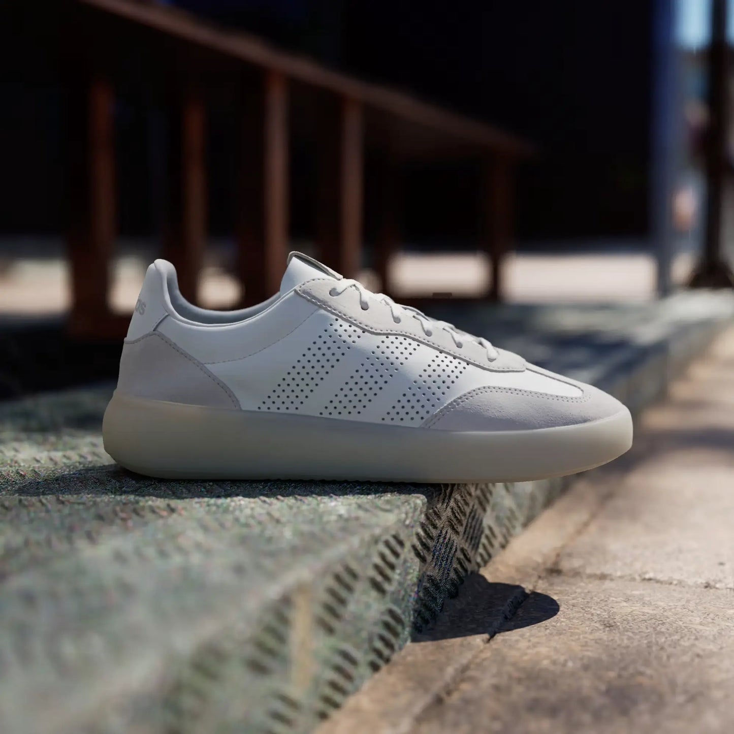 Adidas Barreda Decode core white