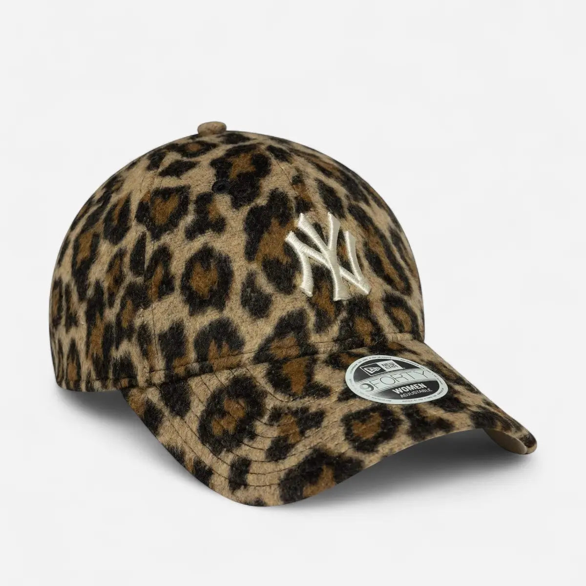 New Era Cappellino Donna 9FORTY Regolabile New York Yankees Cosy Leopard
