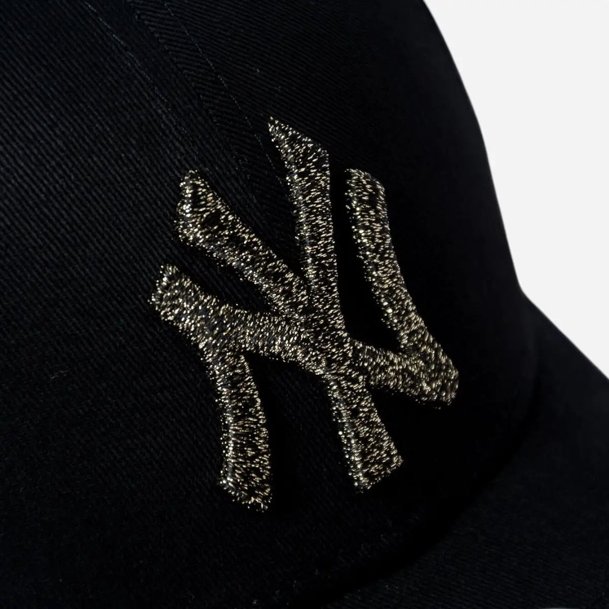 New Era Cappellino 9FORTY regolabile New York Yankees Metallic Logo Black