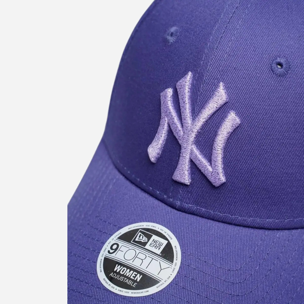 New Era Cappellino Donna 9FORTY Regolabile New York Yankees Metallic Logo Purple