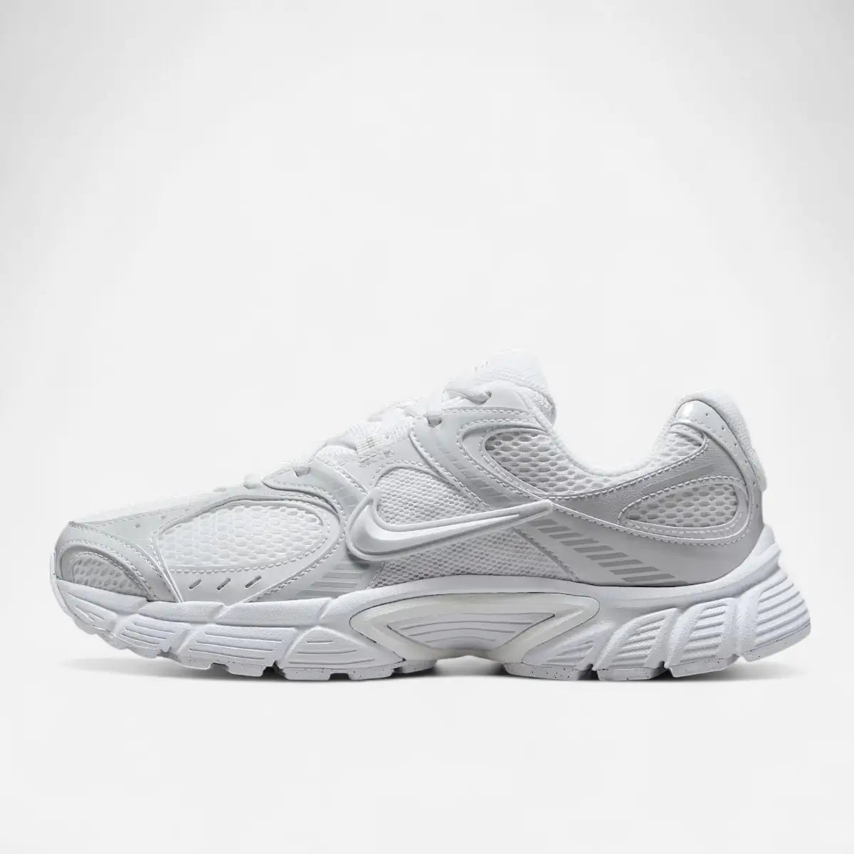 Nike V5 RNR Total White