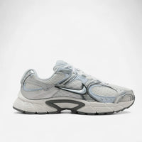 Nike V5 RNR White / Blue Tint