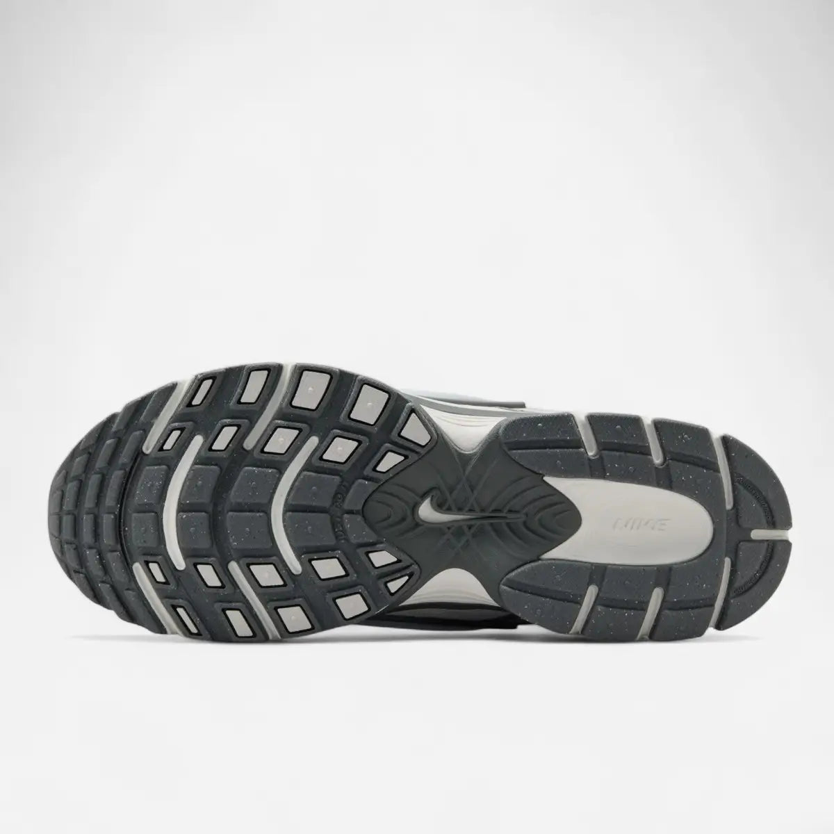 Nike V5 RNR White / Blue Tint