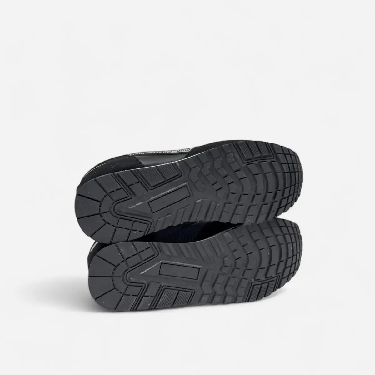 Umbro Abram LTX Black / White