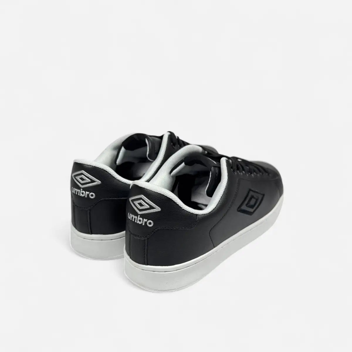 Umbro Farrel LTX Black / White