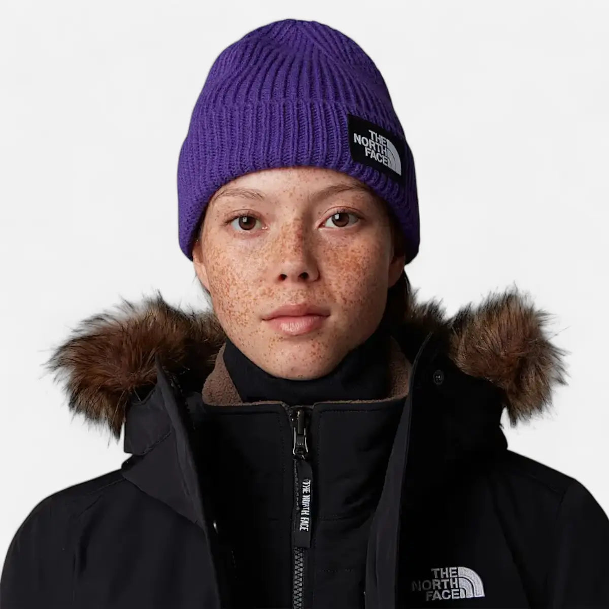 The North Face berretto con risvolto e logo box TNF purple