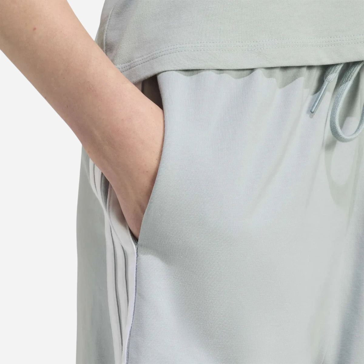 Adidas Short Essentials 3-Stripes Cotton Wonder Sage