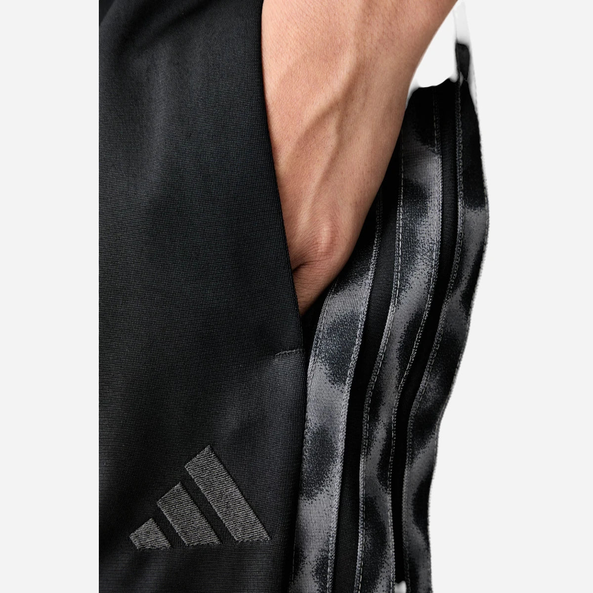 Adidas Tuta Essentials Donna 3-Stripes Black Animalier