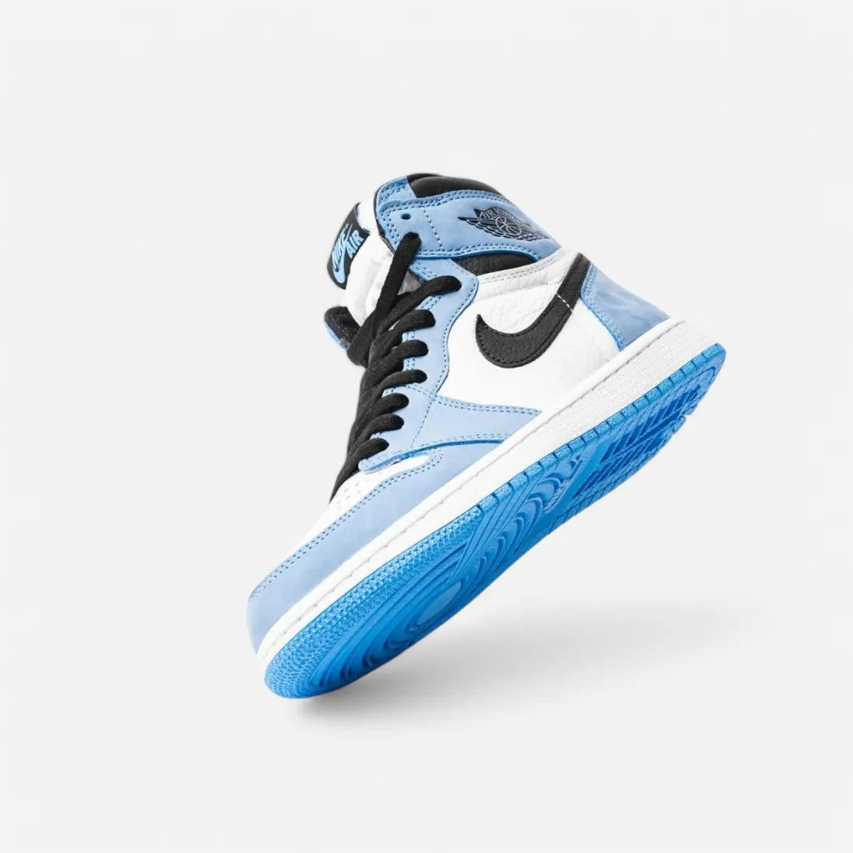 Air Jordan 1 High University Blue