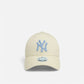 New Era Cappellino 9FORTY Regolabile New York Yankees Essential cream/light blue