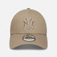 New Era Cappellino 9FORTY Regolabile New York Yankees Pop Outline Dark Beige