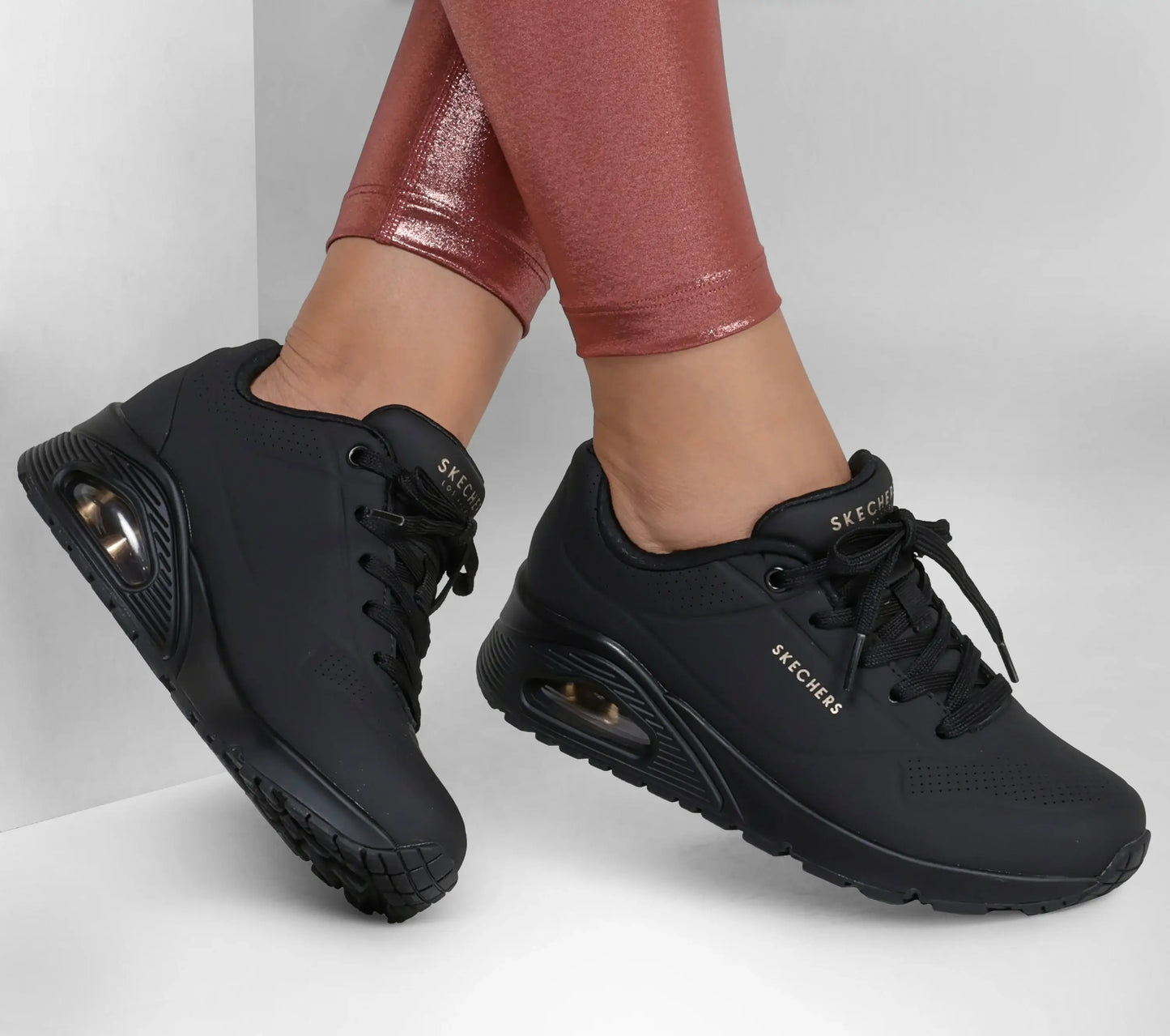 Skechers Uno Stand On Air (W) Total Black