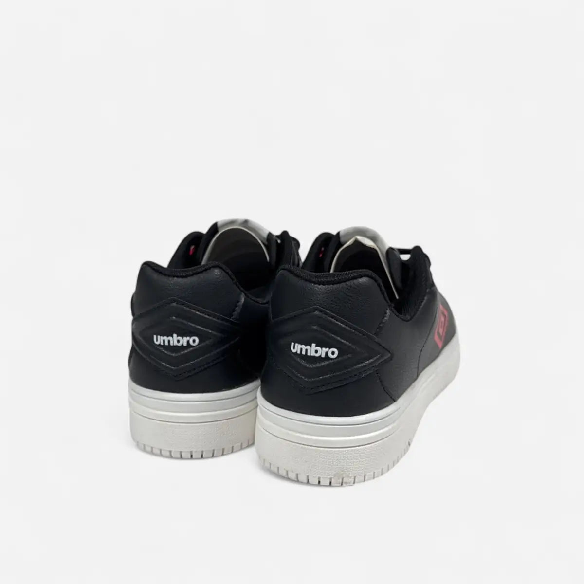 Umbro Neston LTX Black / Red